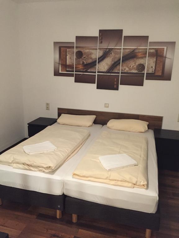Hotel Engel วัลด์บรอนน์ ภายนอก รูปภาพ